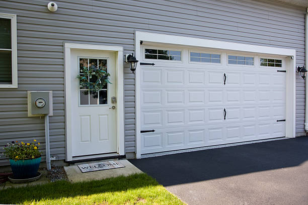 24/7 Emergency Garage Door Panel Replacement experts in Franklin County County, GA
